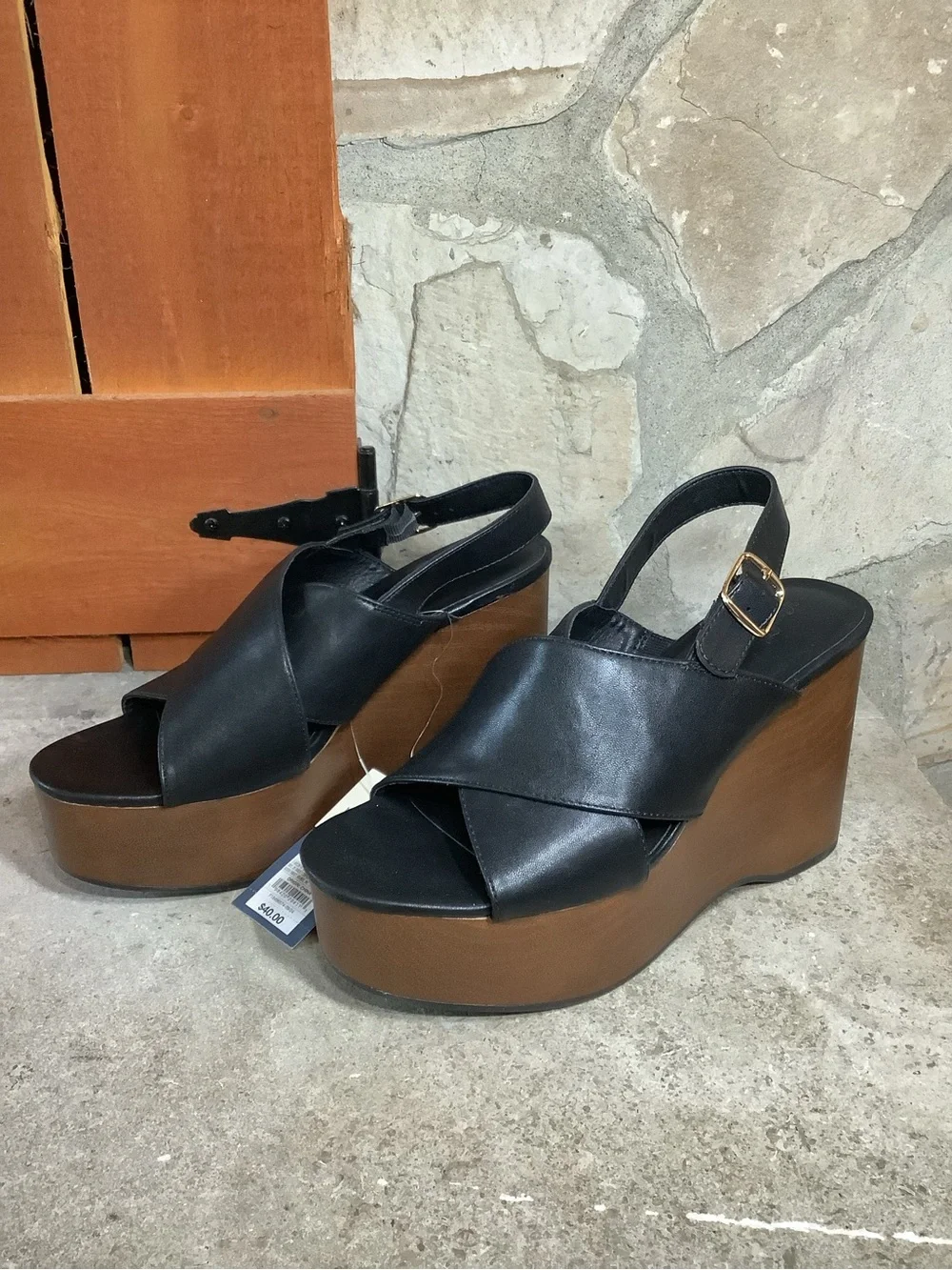 Universal Thread Women’s Black & Brown Platform Wedge Sandal size 8